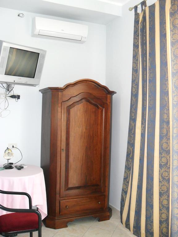 Hotel Piro Torrenova  객실 사진