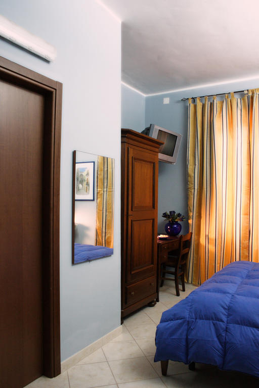 Hotel Piro Torrenova  객실 사진